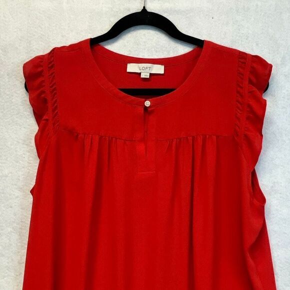LOFT Women’s Sleeveless Blouse Large Red Ruffle Trim Keyhole Neck Flowy Top - Picture 3 of 13